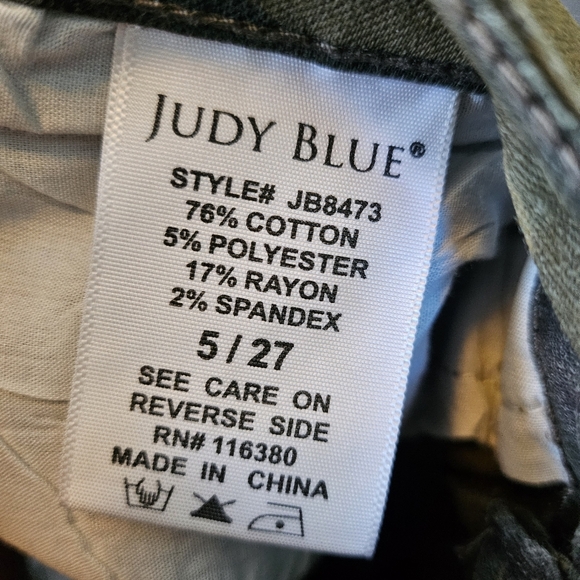 Judy Blue Skinny Fit Mid Rise Distressed Camo Jeans Size 27 - Picture 7 of 9